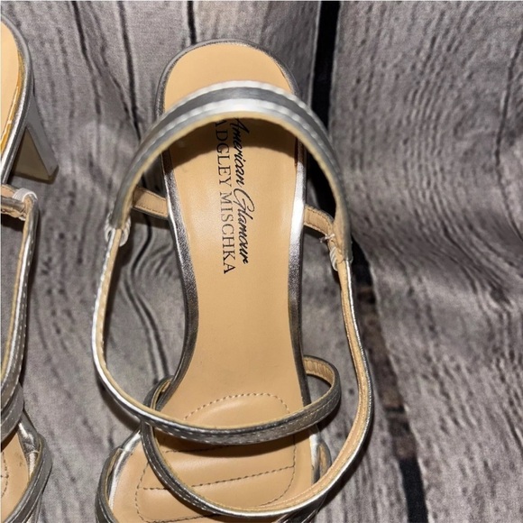 Badgley Mischa Women’s Heels Shoes Silver Metallic Strappy Open Toe Size 7 - Picture 3 of 6